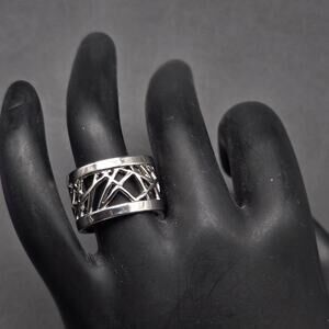 Lia Sophia Sensor Ring Silver Tone Size 7.5 Retired Vintage